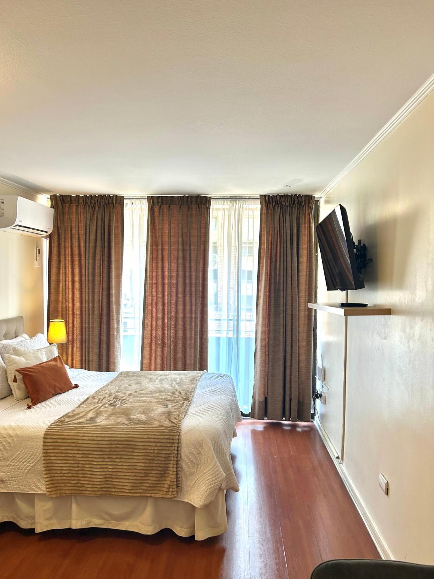 Centrik Location Apartments Encomenderos 200 — Photos 2